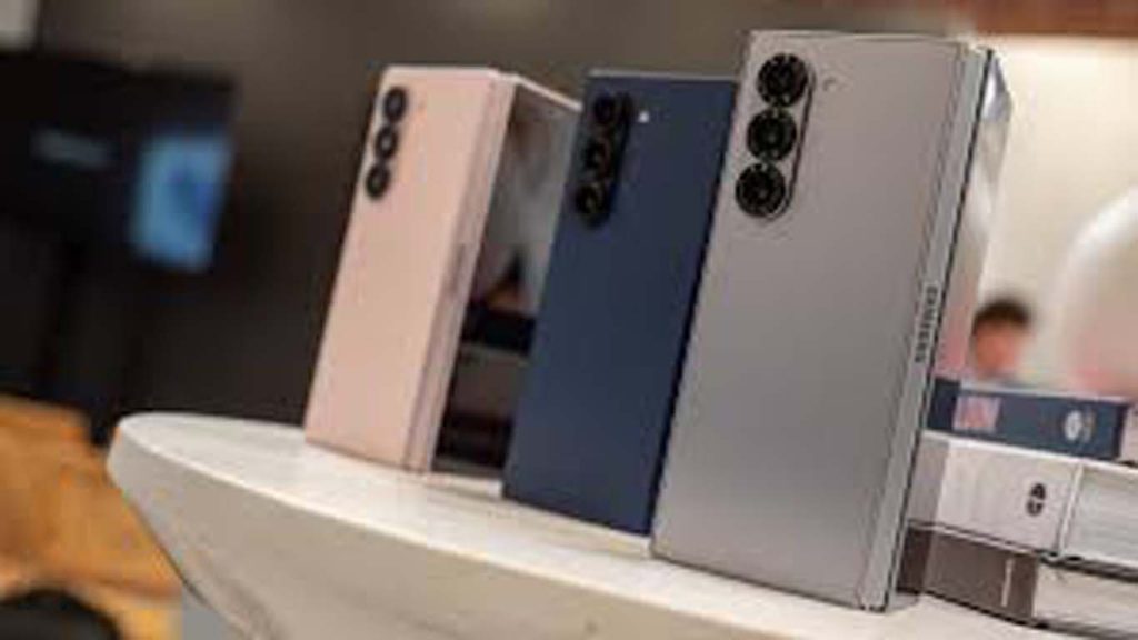 Samsung Galaxy Z Fold6 Ultra Navy, Silver Shadow, Pink, Black, White